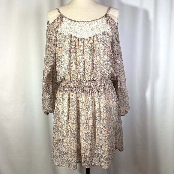 Xhilaration Dresses & Skirts - Xhiliaration Size L Floral Boho Mini Dress Cold Shoulder Cut Out Sheer Sleeves